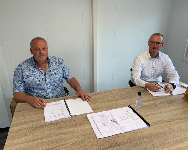 201021 ondertekening loopsportcentrum.jpg